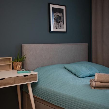 Urban Space Apartament 80 - Free Parking Вроцлав Екстер'єр фото
